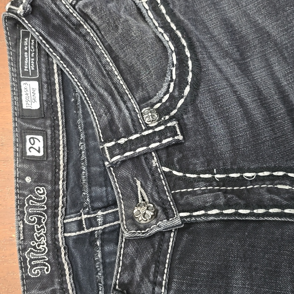 MISS ME Women's 29 X 34 Black Skinny Boot Cut Jeans - Picture 3 of 6